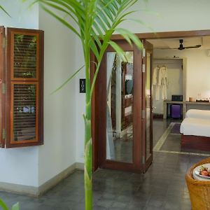 Premier Twin Garden View